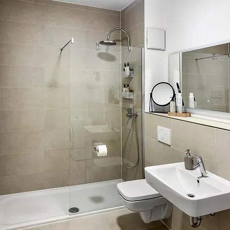 6pers Nahe Frankfurt, Messe, Airport, Free Parking Offenbach am Main
