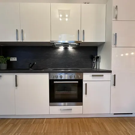 6pers Nahe Frankfurt, Messe, Airport, Free Parking شقة *